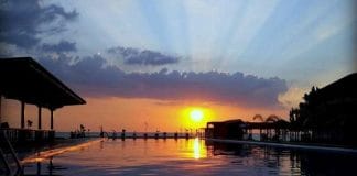 Berwisata Ke Selatan Makassar Daya Tarik Pantai Galesong Utara
